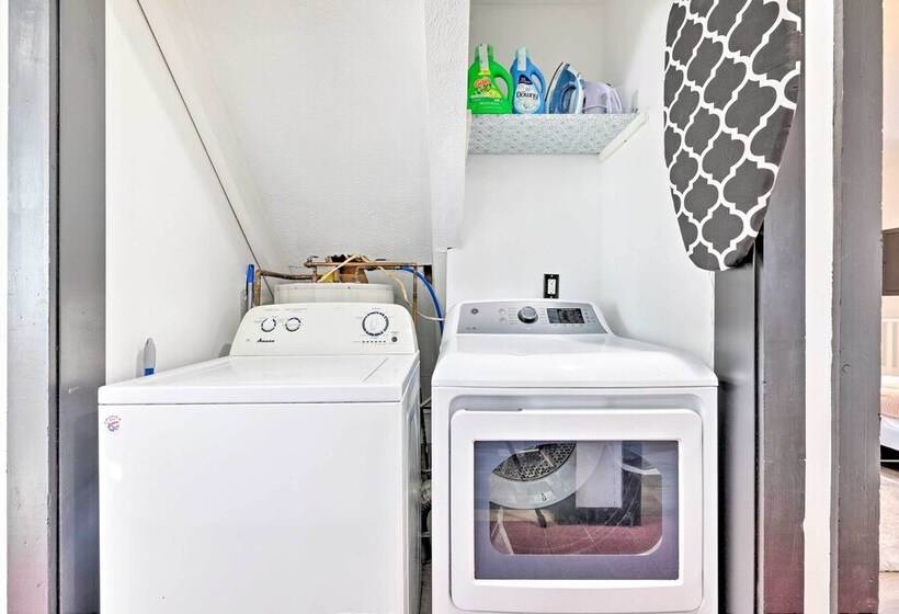 Pet Friendly Tobyhanna Abode W/ Movie Room & Pool!