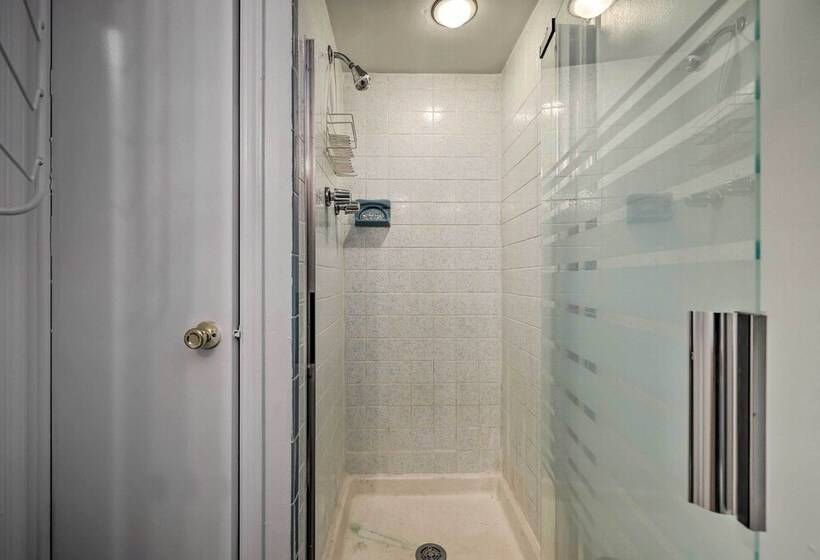 Pocono Pines Home ~ 10 Mi To Skiing & Hiking!