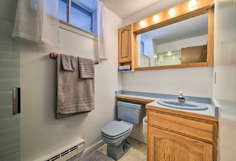 Pocono Pines Home ~ 10 Mi To Skiing & Hiking!