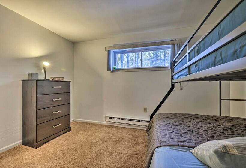 Pocono Pines Home ~ 10 Mi To Skiing & Hiking!