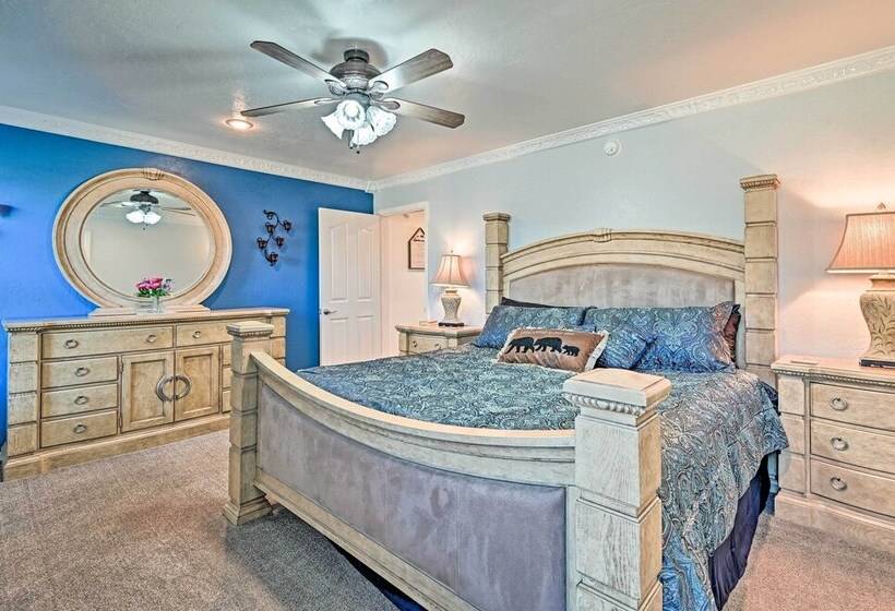 Near Trails, Lakes & Golf: Pinetop Home W/ Deck