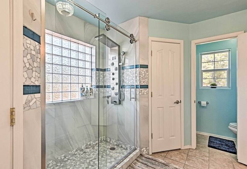 Near Trails, Lakes & Golf: Pinetop Home W/ Deck