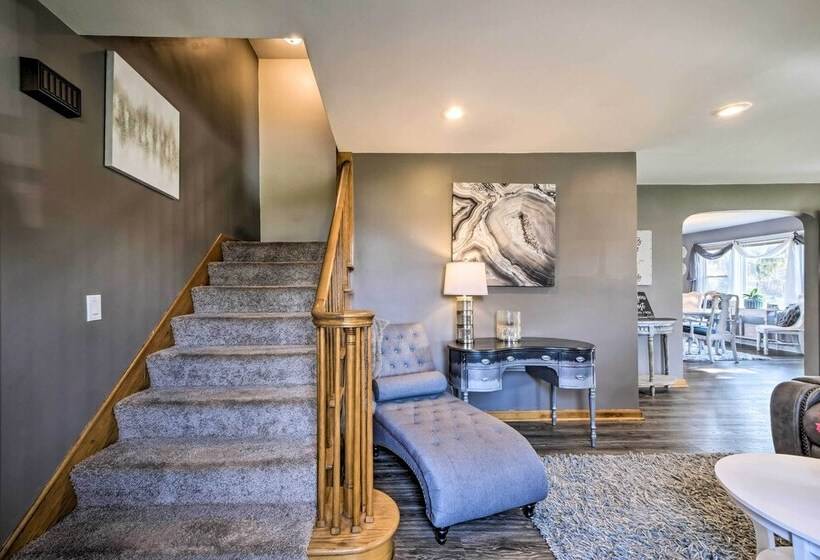 Spacious Family Friendly Home In Massillon!