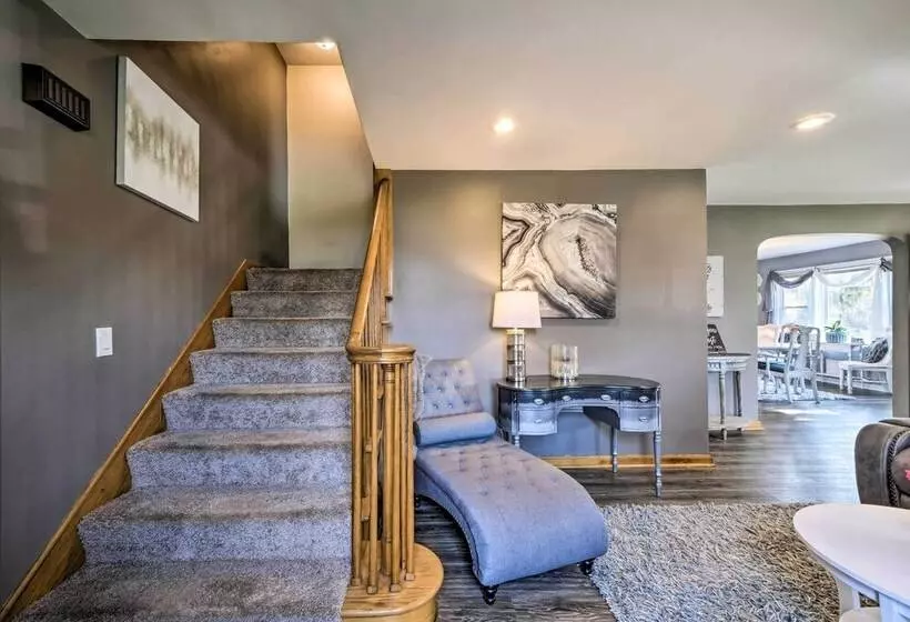 Spacious Family Friendly Home In Massillon!