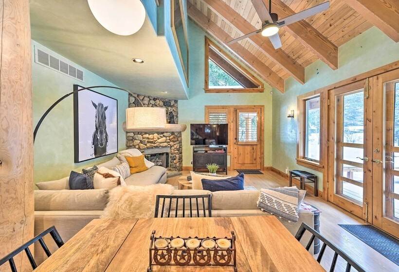 Sun Valley Family House W/ Fire Pit & Grill!