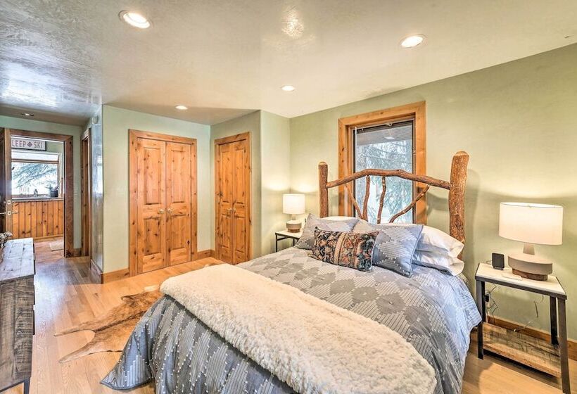 Sun Valley Family House W/ Fire Pit & Grill!