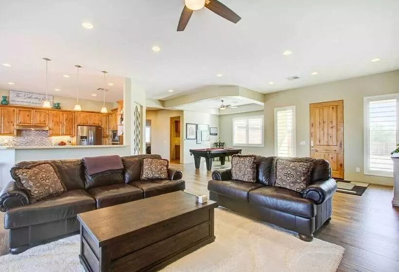 Oasis Like Phoenix Home W/ Private Outdoor Pool!