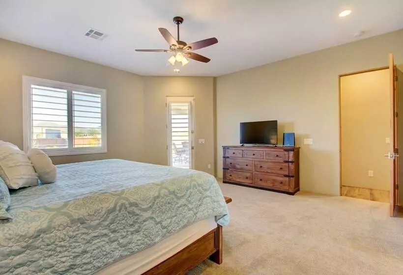 Oasis Like Phoenix Home W/ Private Outdoor Pool!