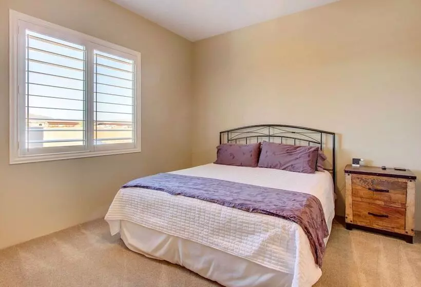 Oasis Like Phoenix Home W/ Private Outdoor Pool!