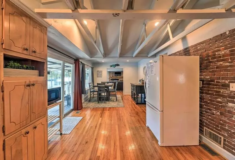 The Grey Goose : Waterfront Home With Beach