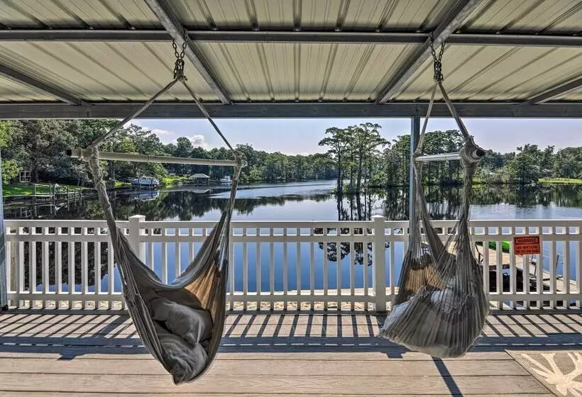 The Grey Goose : Waterfront Home With Beach
