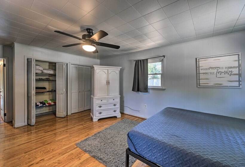 The Grey Goose : Waterfront Home With Beach