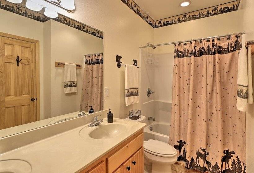 Tranquil Murphy Cabin W/ Swim Dock + Fire Pit