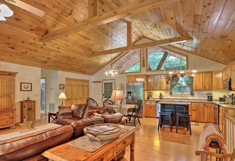 Tranquil Murphy Cabin W/ Swim Dock + Fire Pit