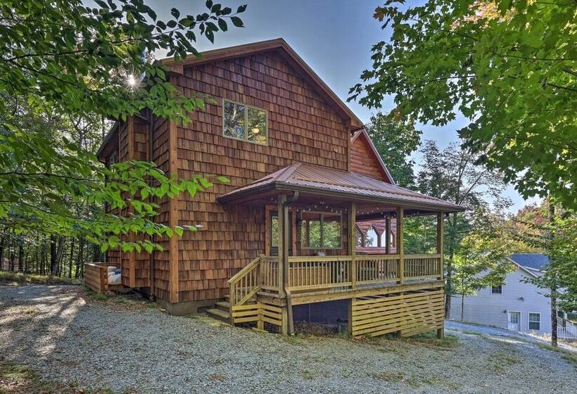 2 Mi To Beech Mtn Resort: Cabin W/ Deck & Grill!