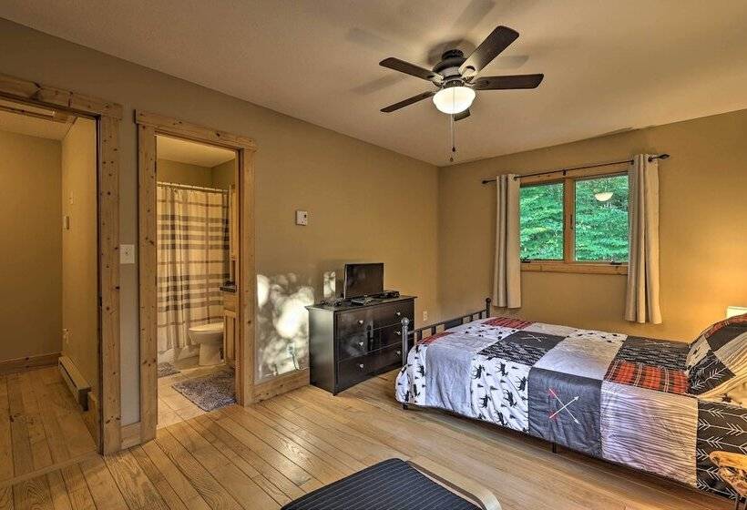 2 Mi To Beech Mtn Resort: Cabin W/ Deck & Grill!