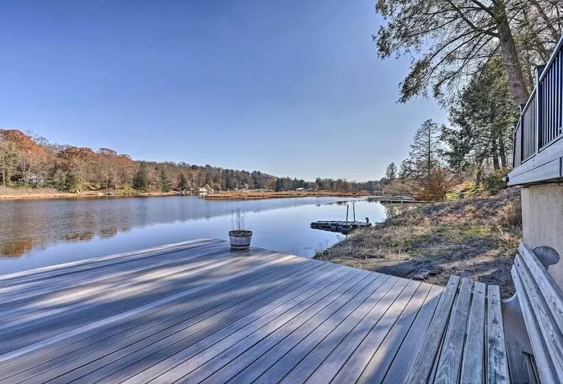 Lakefront Poconos Escape W/ Dock, Decks & Grill!