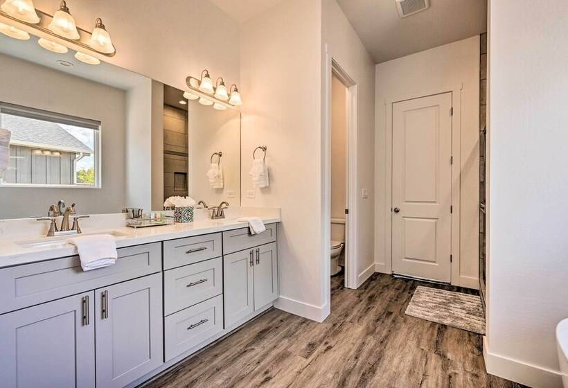 Flagstaff Retreat W/ Covered Patio, 3 Mi To Dtwn