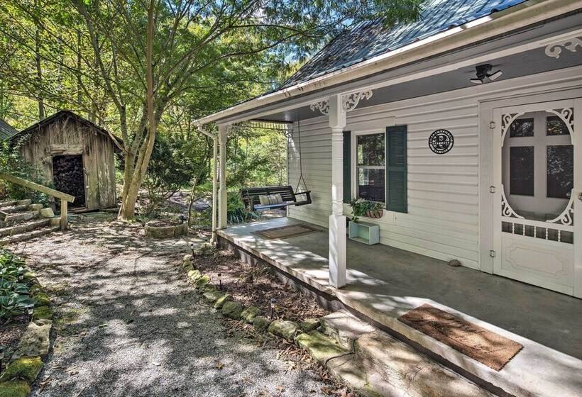 Whimsical Bat Cave Cottage W/ Fire Pit!