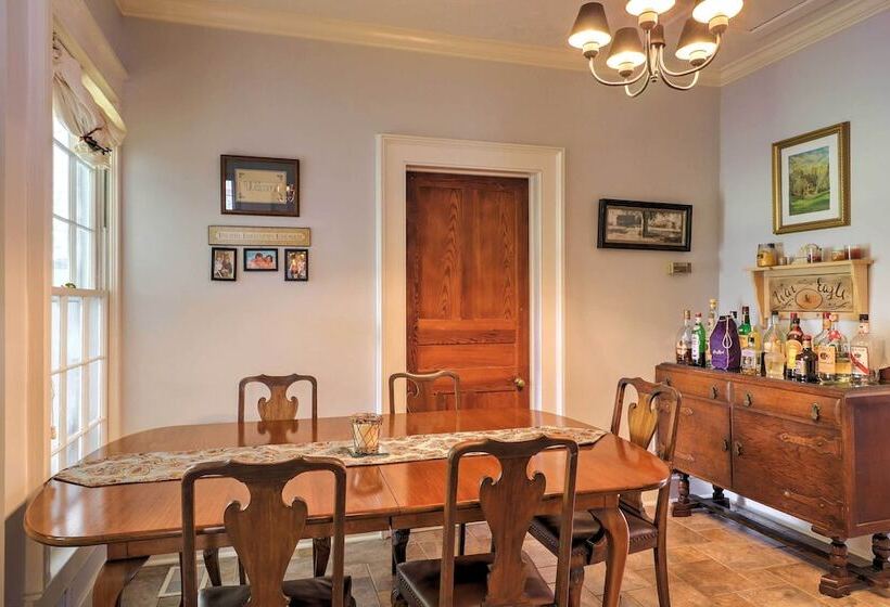 Historic Lafayette Retreat W/ Guest House!