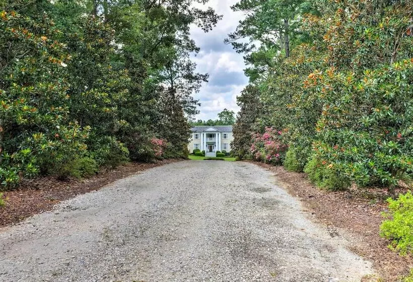 Historic Lafayette Retreat W/ Guest House!