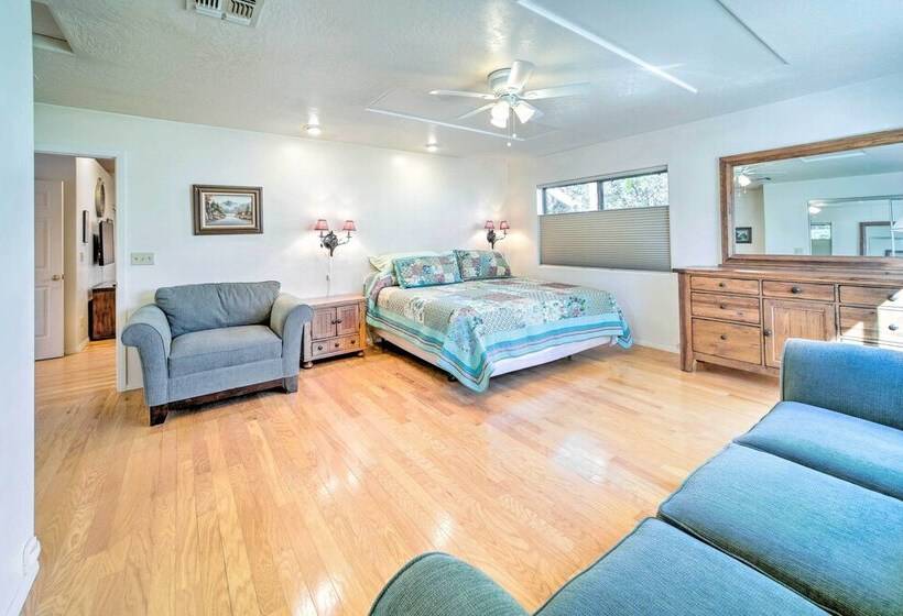 Beautiful Cabin W/ Deck On East Verde River!