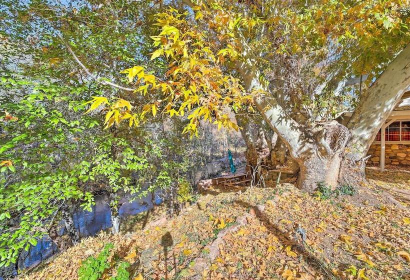 Beautiful Cabin W/ Deck On East Verde River!
