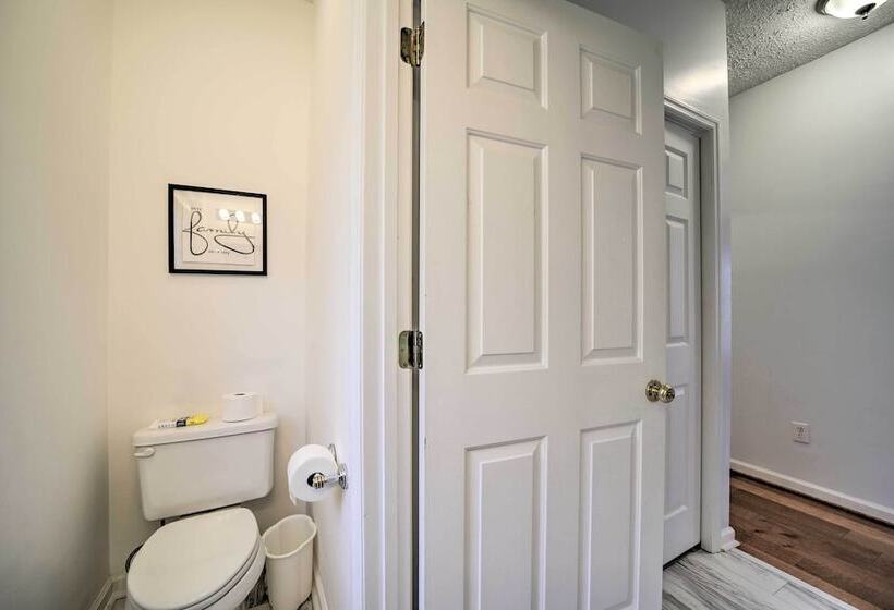 Blue Ridge Mtn Escape: Home W/ Deck & Fire Pit!