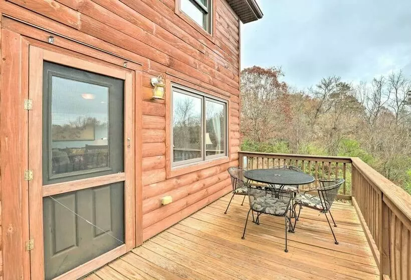 Charming Alexander Cabin W/ Private Hot Tub!
