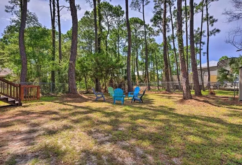 Charming Dauphin Island Home ~ 1 Mi To Beach!