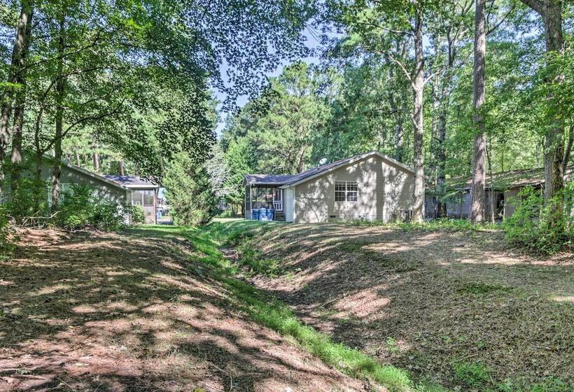 Charming Getaway, 9 Mi To Ocean City Beach!