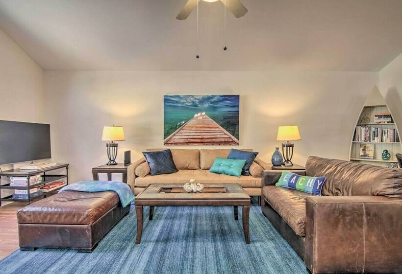 Charming Getaway, 9 Mi To Ocean City Beach!