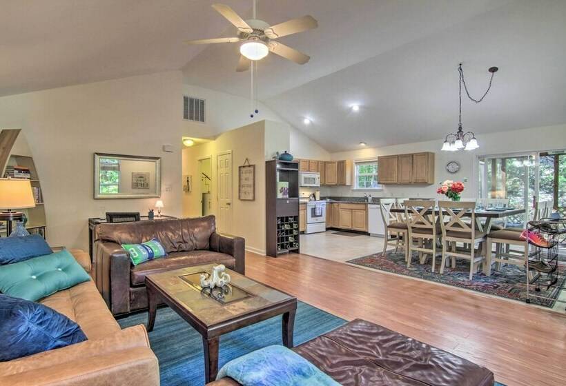 Charming Getaway, 9 Mi To Ocean City Beach!