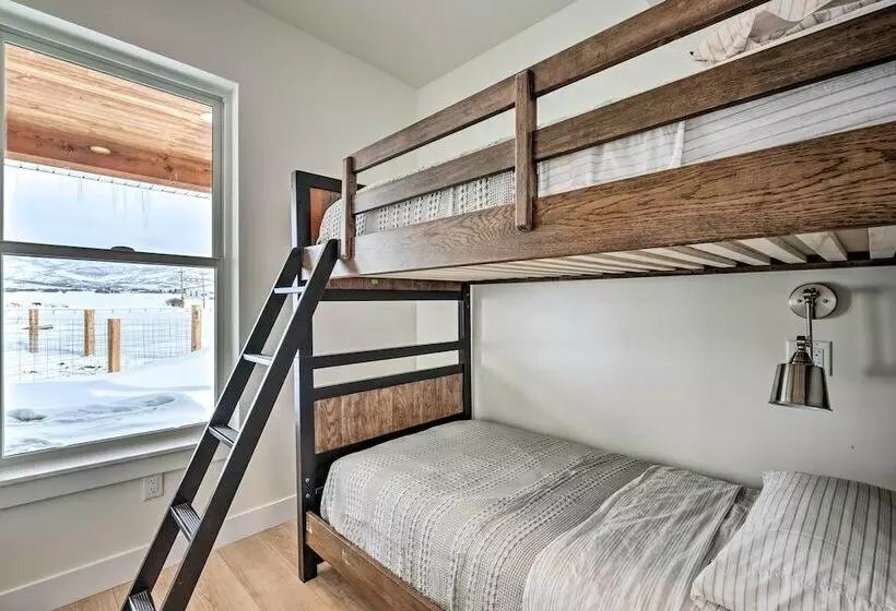 Charming Peoa Casita W/ Mountain Views