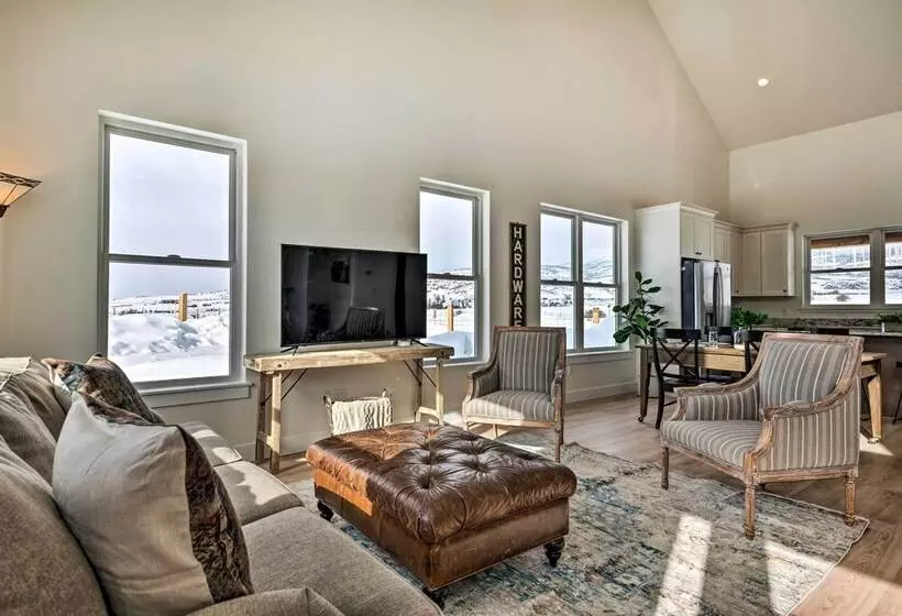 Charming Peoa Casita W/ Mountain Views