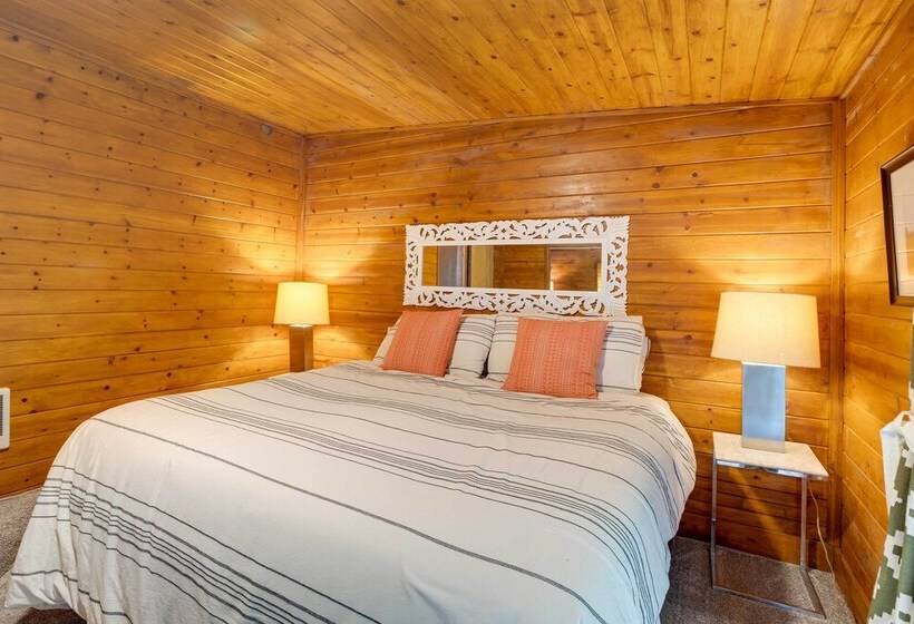 Charming Warrenton Cottage W/ Deck < 1 Mi To Beach