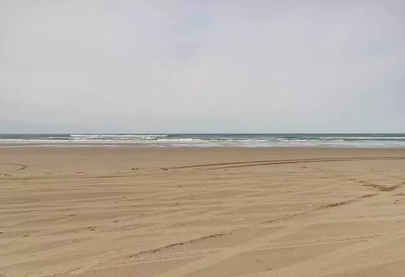 Charming Warrenton Cottage W/ Deck < 1 Mi To Beach
