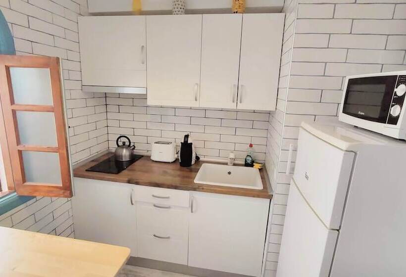 Coral Bay Port Royale