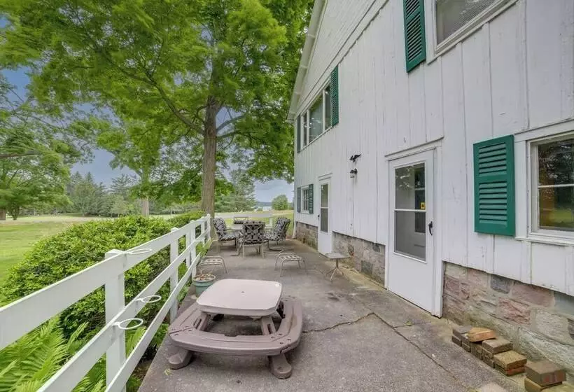 Cozy Hillsdale Home ~ 1 Mi To Baw Beese Lake!