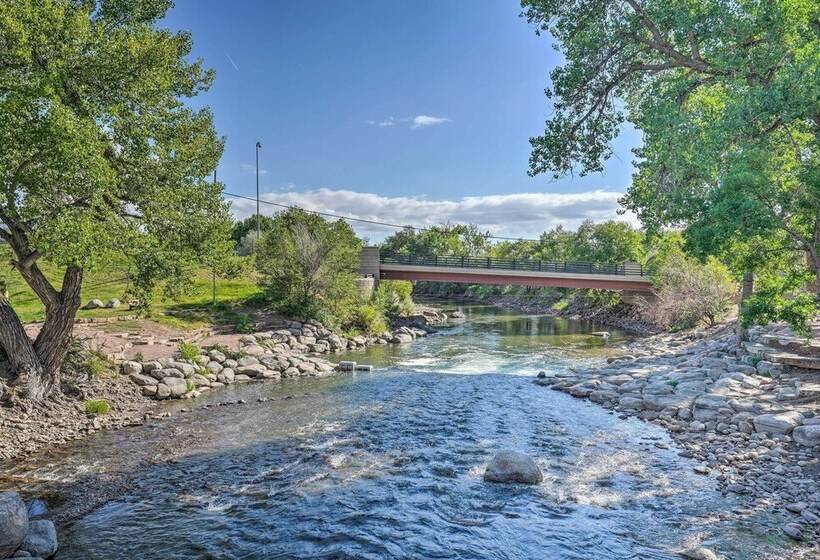 Cozy Home W/ Patio In The Heart Of Cañon City!