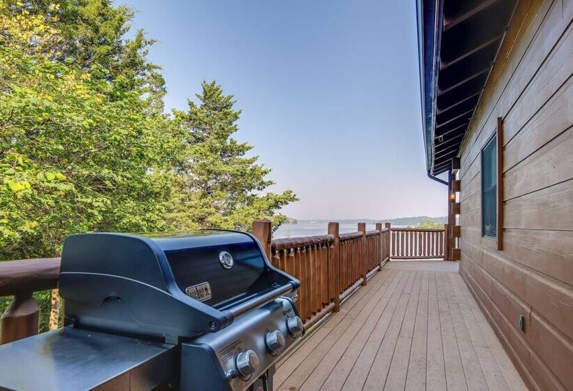 Family Friendly Dandridge Home W/ Lake Views!