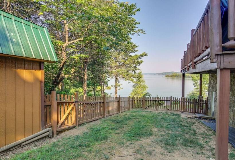 Family Friendly Dandridge Home W/ Lake Views!