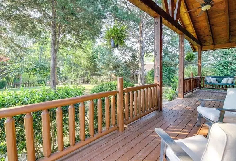 Family Friendly Dandridge Home W/ Lake Views!