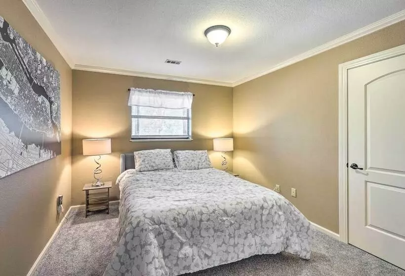 Family Friendly Hot Springs Hideaway W/ Yard!