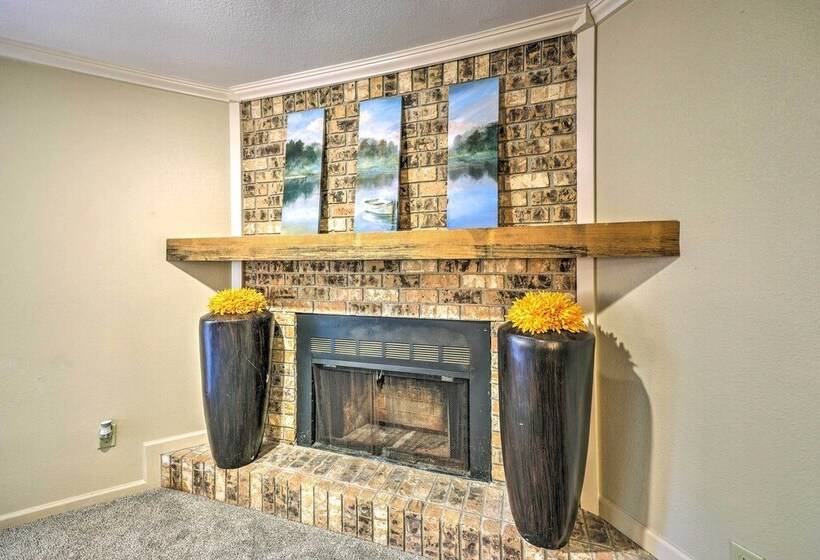 Family Friendly Hot Springs Hideaway W/ Yard!