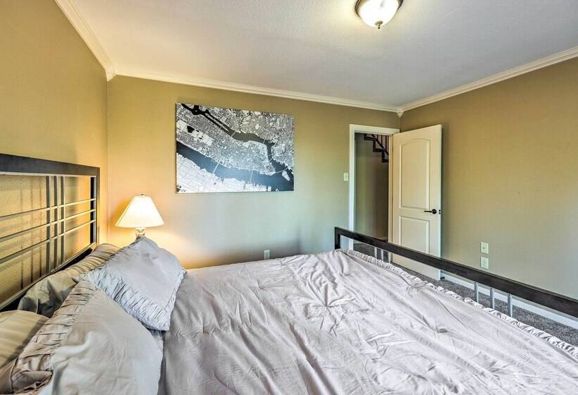 Family Friendly Hot Springs Hideaway W/ Yard!