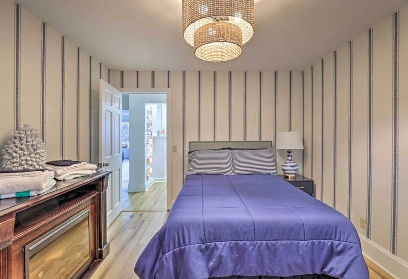 Finger Lakes Vacation Rental W/ Hot Tub & Pool