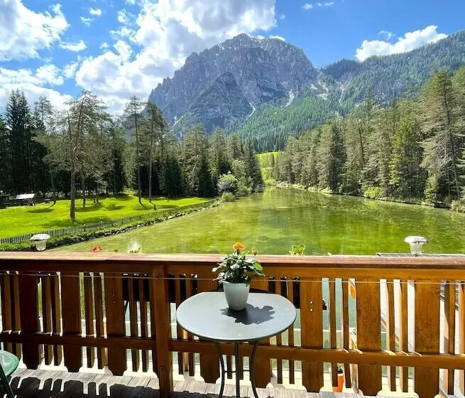Hotelli Lago Della Creta