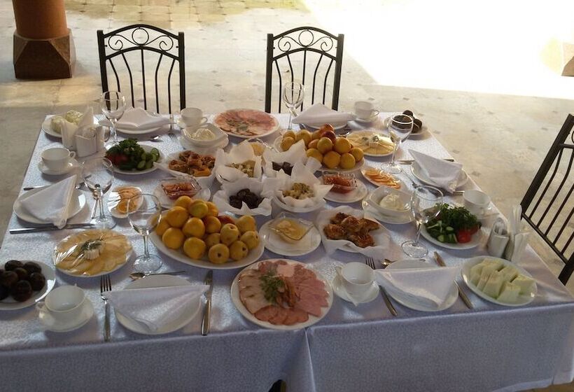 בית מלון כפרי Rangrez