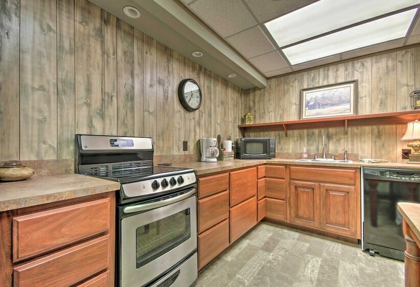 Lake Norfork Home W/waterview Patio + Balcony